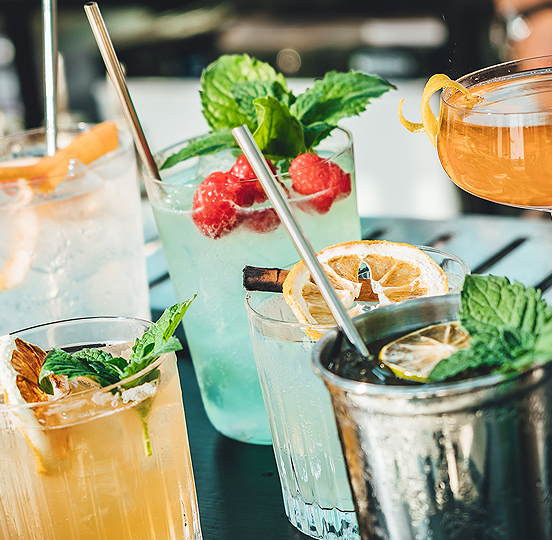 Open Bar vs Cash Bar – Wedding Reception Venue Packages in the Las Vegas Area