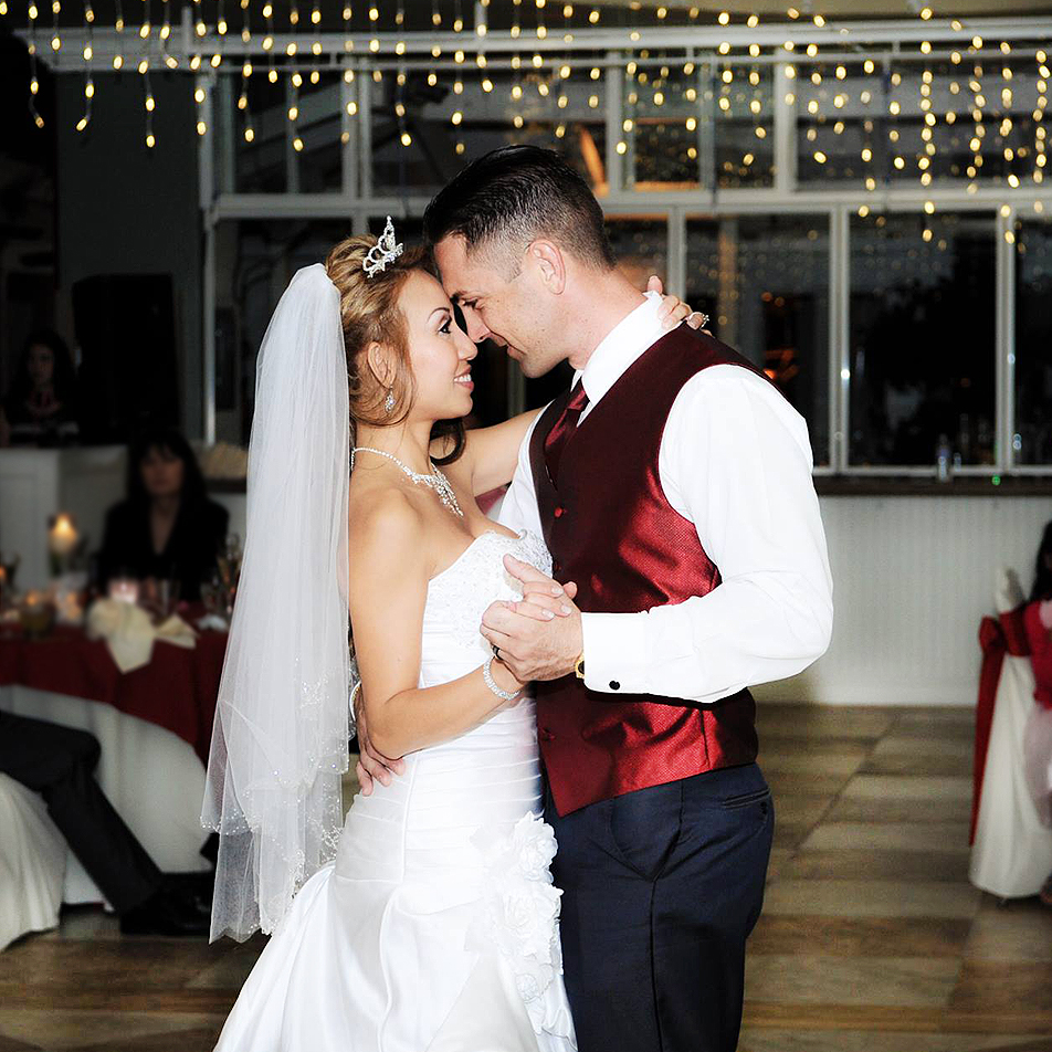 Elegant Las Vegas Reception Hall with Dance Floor and Bar
