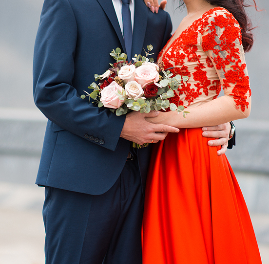 Las Vegas Holiday Wedding Packages in the Desert Shores Area of Summerlin