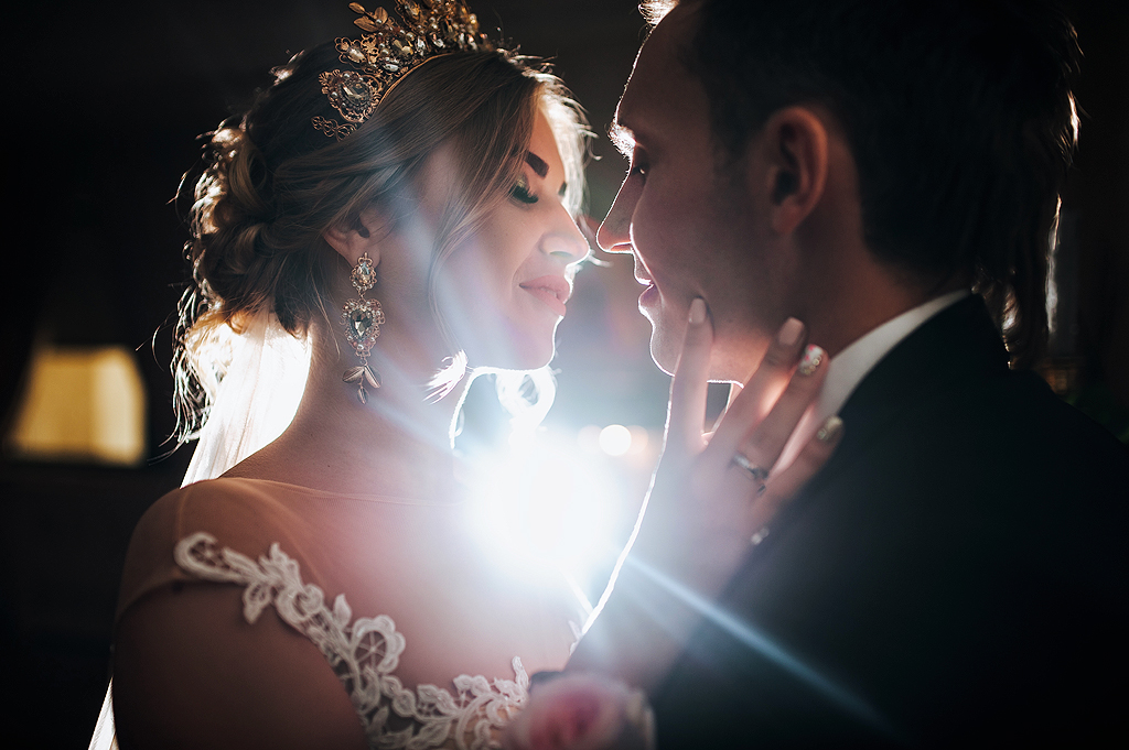 Las Vegas Evening Wedding Lighting Ideas for Your Ceremony